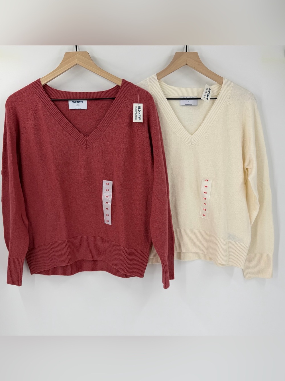 NWT Bundle of 2 Old Navy V-Neck So Soft Sweaters Size XS Rose Beige Work Office